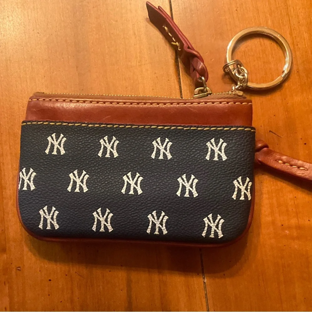 Dooney & Bourke 97 bin